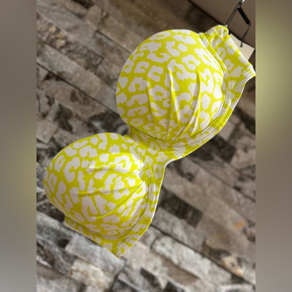 Calvin Klein - Neon Yellow Leopard Print - L Bikini Top - straps included - NWT
